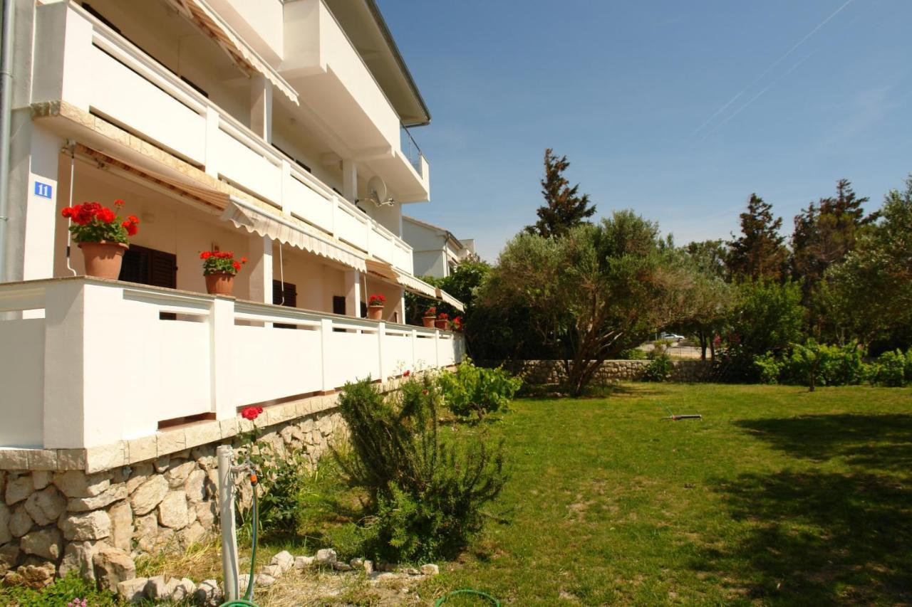 Apartments And Rooms With Parking Space Pag - 13060 Pag Town Dış mekan fotoğraf