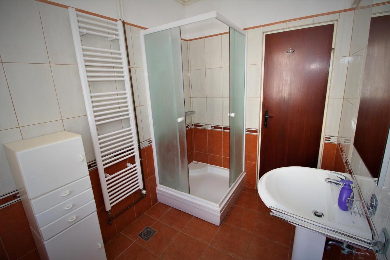Apartments And Rooms With Parking Space Pag - 13060 Pag Town Dış mekan fotoğraf