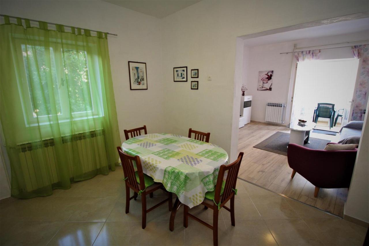 Apartments And Rooms With Parking Space Pag - 13060 Pag Town Dış mekan fotoğraf