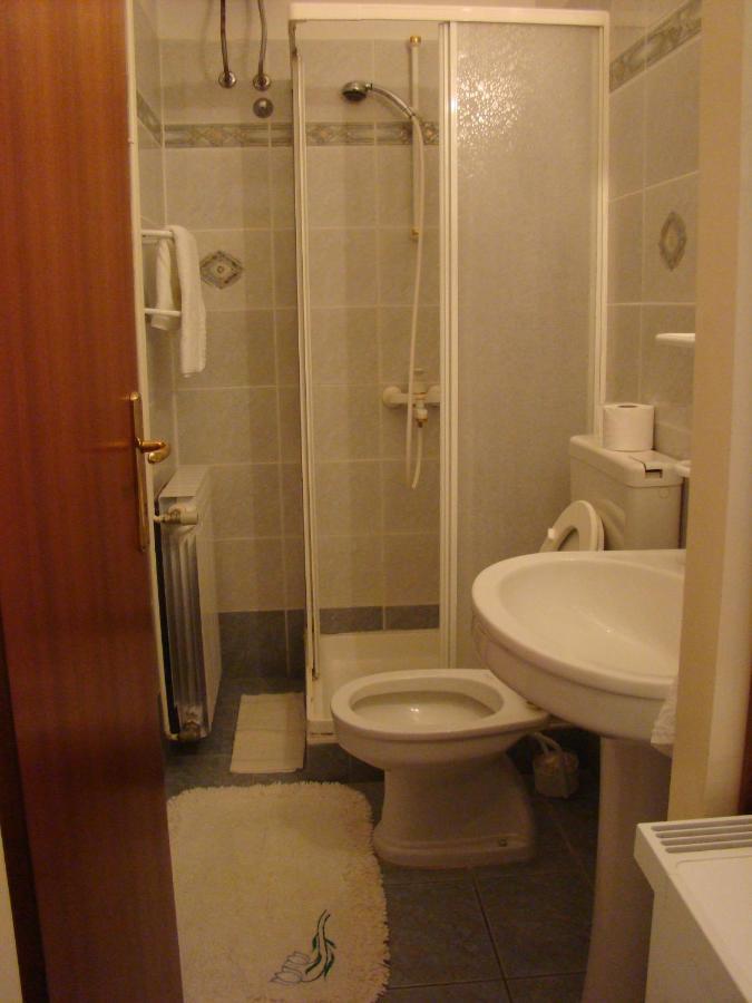 Apartments And Rooms With Parking Space Pag - 13060 Pag Town Dış mekan fotoğraf